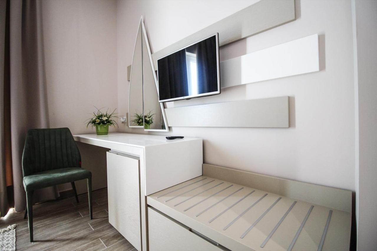 Hotel Kristera Vlorë Exteriér fotografie