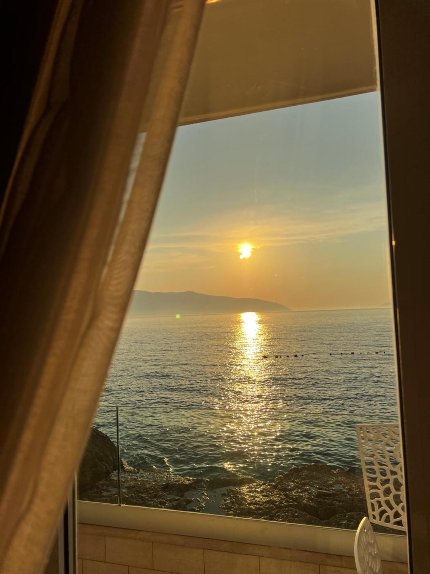 Hotel Kristera Vlorë Exteriér fotografie
