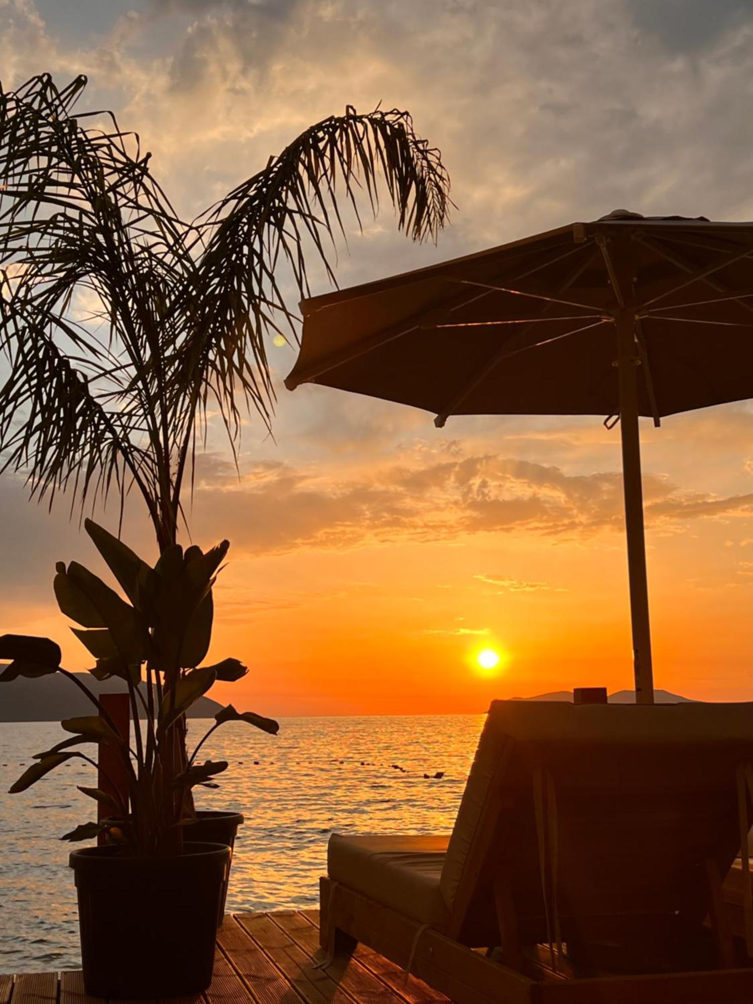 Hotel Kristera Vlorë Exteriér fotografie