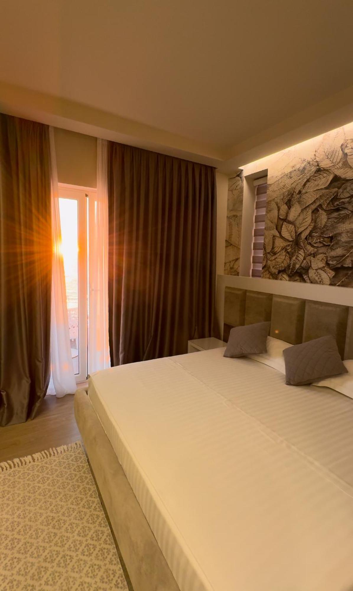 Hotel Kristera Vlorë Exteriér fotografie