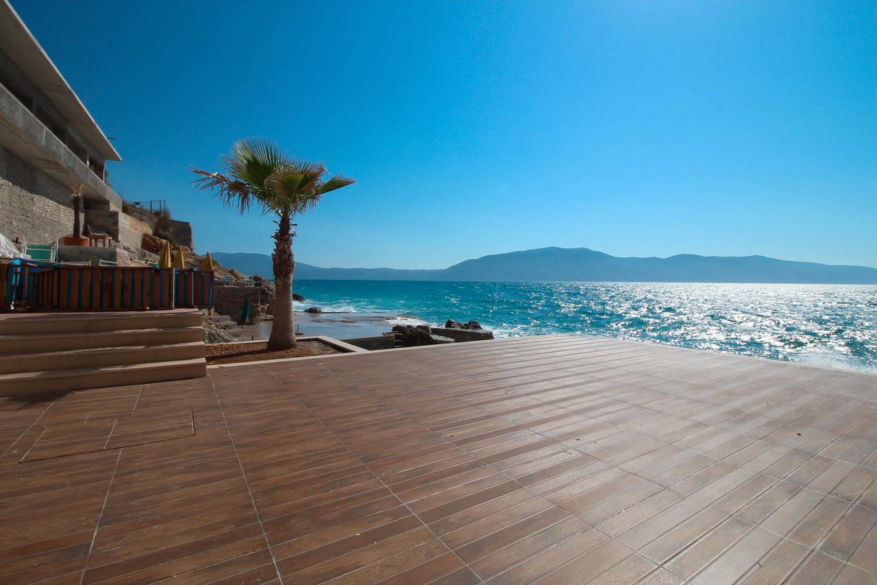 Hotel Kristera Vlorë Exteriér fotografie